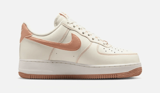 NIKE AIR FORCE 1 '07 SAIL/ROSE GOLD ON SALE