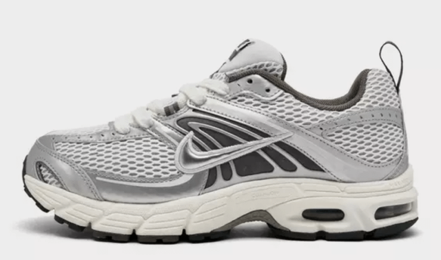 Nike Air Max Moto 2K Platinum Tint/Cave Stone/Anthracite/Metallic Silver ON SALE