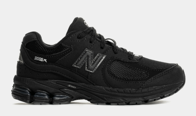New Balance 2002R Black/Black Metallic ON SALE