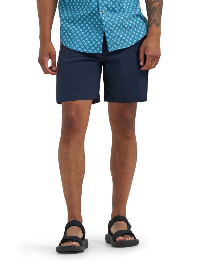 Wrangler 7" Outdoor Men's Performance Flat Front Short